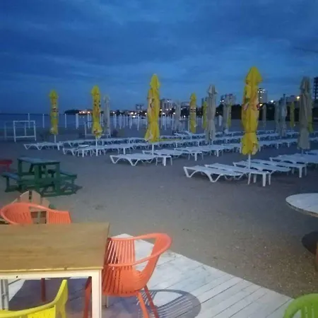 Apart Orion Mamaia 아파트