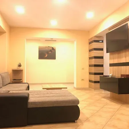 Apart Orion Mamaia * 콘스탄차